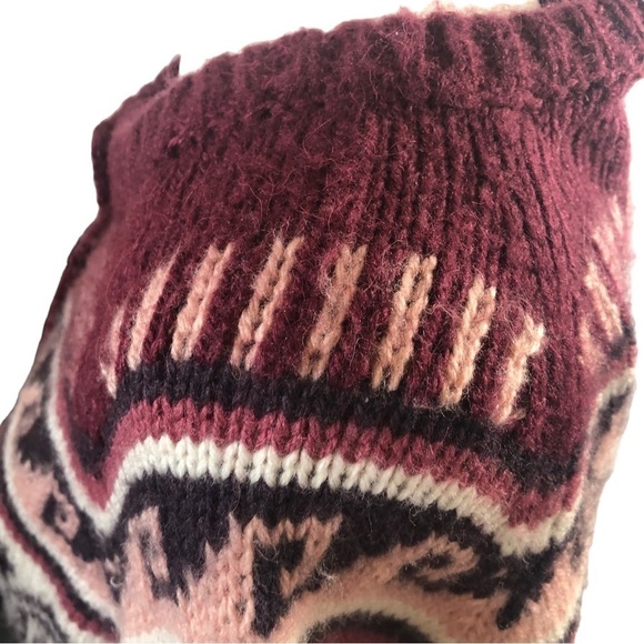 Women's Burgundy Patterned Cardigan - Picture 5 of 11